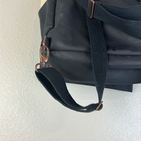 Petunia Pickle Bottom Pathway Backpack Diaper Bag Birch/Black - Picture 8 of 13